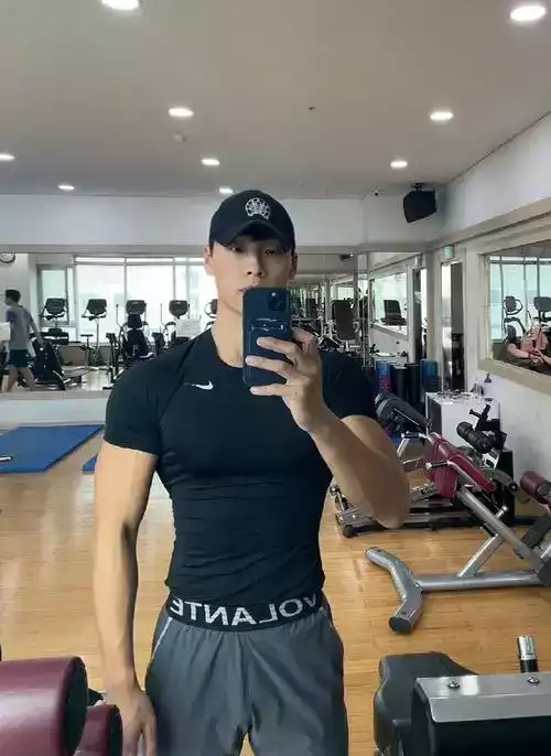 张清秋